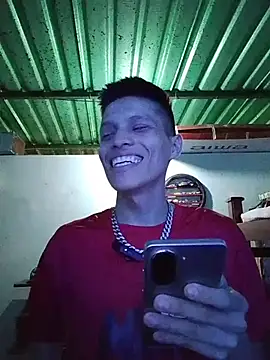 Snapshot of elinnki chatting on December 19, 2025, 7:21 pm elinnki online show from December 19, 2025, 7:21 pm