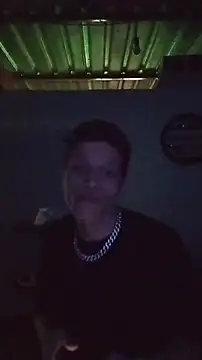 elinnki online show from April 17, 2026, 10:24 pm