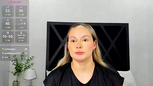 Emmaa white  online show from July 21, 2026, 5:26 pm
