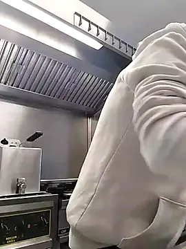 Snapshot of hotmen83 chatting on September 26, 2025, 7:12 am hotmen83 online show from September 26, 2025, 7:12 am