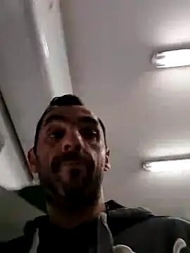 Snapshot of hotmen83 chatting on October 3, 2025, 7:16 am hotmen83 online show from October 3, 2025, 7:16 am