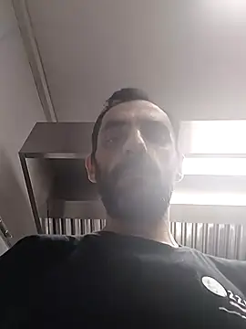 Snapshot of hotmen83 chatting on October 25, 2025, 6:13 pm hotmen83 online show from October 25, 2025, 6:13 pm