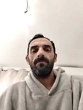 Snapshot of hotmen83 chatting on October 27, 2025, 11:25 am hotmen83 online show from October 27, 2025, 11:25 am