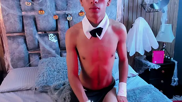 owen  johnson online show from October 30, 2025, 12:17 pm