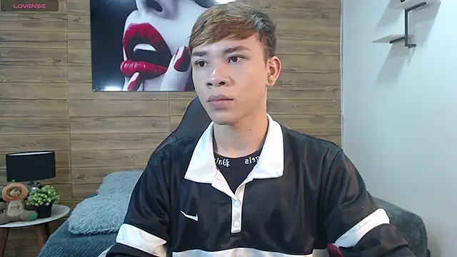 nathanclay online show from March 31, 2026, 4:57 am