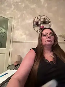 BuxomKitty BBW online show from April 11, 2026, 7:40 pm