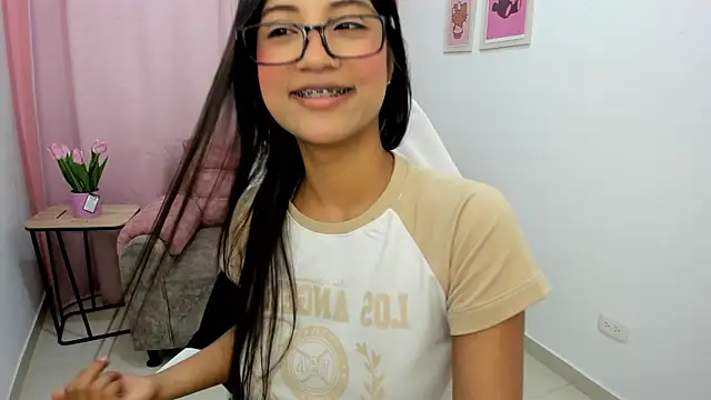 SeraphineCute online show from September 30, 2025, 7:19 pm