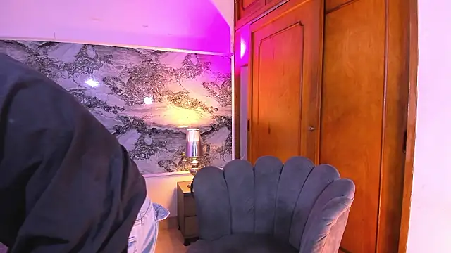 Snapshot of BILLY_JAMEES chatting on February 1, 2026, 12:48 pm BILLY JAMEES online show from February 1, 2026, 12:48 pm