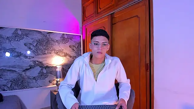 Snapshot of BILLY_JAMEES chatting on February 11, 2026, 11:59 am BILLY JAMEES online show from February 11, 2026, 11:59 am