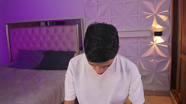 Snapshot of BILLY_JAMEES chatting on February 22, 2026, 8:18 pm BILLY JAMEES online show from February 22, 2026, 8:18 pm