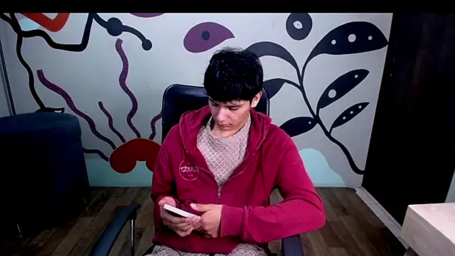 Snapshot of Luca_vega chatting on September 16, 2025, 1:12 pm Luca vega online show from September 16, 2025, 1:12 pm