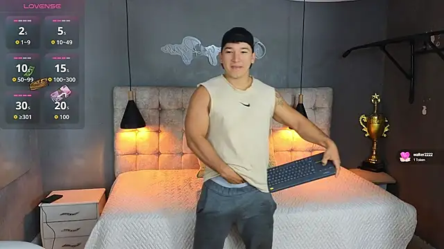 Horny nick18 online show from September 19, 2025, 12:28 pm