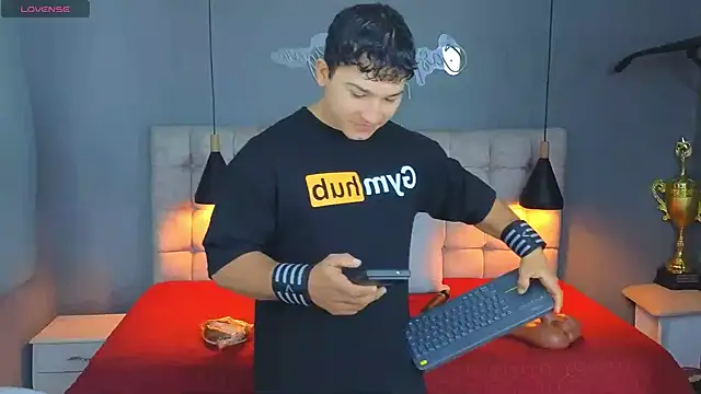 Horny nick18 online show from October 7, 2025, 1:08 pm