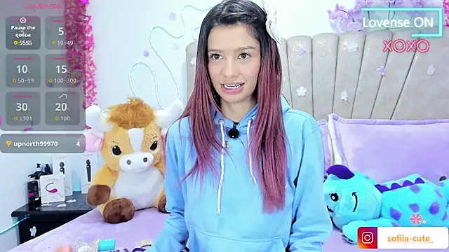 Snapshot of Sofiia_Cute chatting on June 10, 2026, 3:29 am Sofiia Cute online show from June 10, 2026, 3:29 am