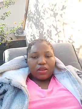 SweetHoney21  online show from July 4, 2026, 7:25 am