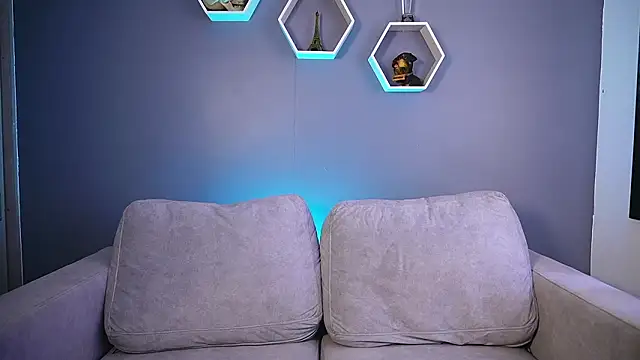 Paul Phoenix online show from February 6, 2026, 6:11 pm