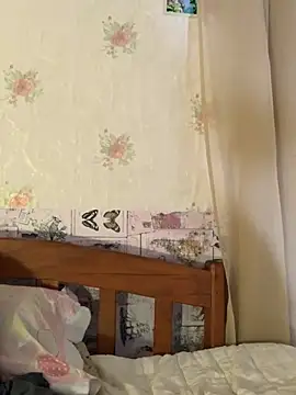 Snapshot of Kimberly-Ferarren chatting on April 10, 2026, 10:58 pm Kimberly-Ferarren online show from April 10, 2026, 10:58 pm