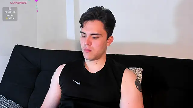 jasonxd9898 online show from January 7, 2026, 1:35 pm