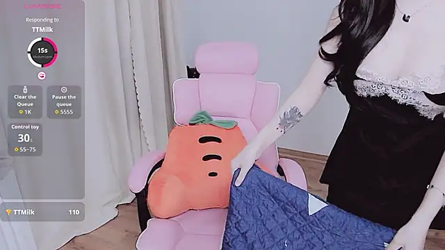 Miu-999 online show from October 2, 2025, 2:07 am