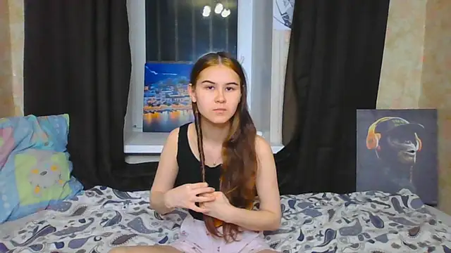 Snapshot of litle_owl chatting on September 25, 2025, 4:32 pm litle owl online show from September 25, 2025, 4:32 pm