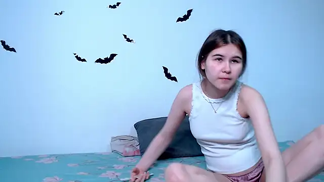 Snapshot of litle_owl chatting on November 14, 2025, 11:35 pm litle owl online show from November 14, 2025, 11:35 pm