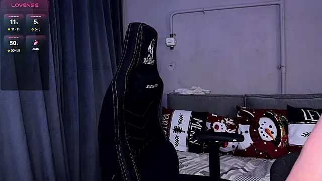 cutemilana sexwife online show from February 11, 2026, 12:04 am