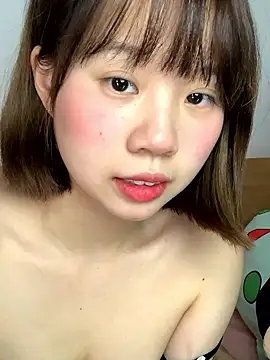 zhaomosheng125216 online show from January 13, 2026, 5:46 am