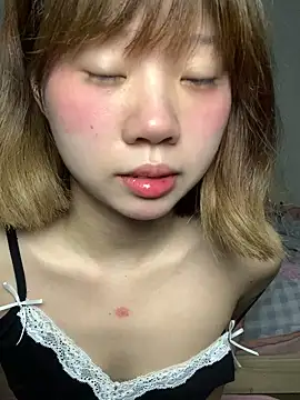 zhaomosheng125216 online show from June 28, 2026, 4:40 am
