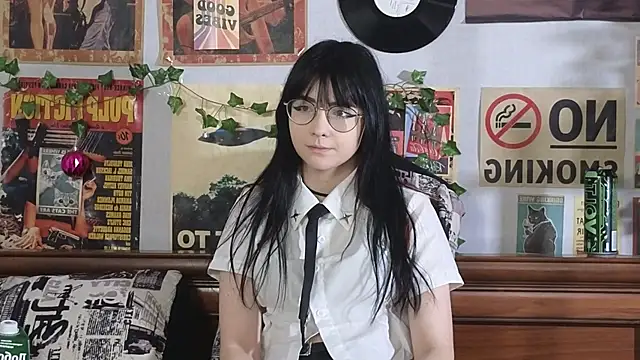 BereniceBattersby online show from October 29, 2025, 8:27 am