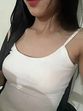 Snapshot of Desi_sara chatting on April 11, 2026, 3:27 pm Desi sara online show from April 11, 2026, 3:27 pm