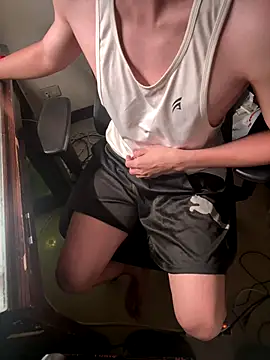 Summer5522 online show from October 11, 2025, 5:11 pm