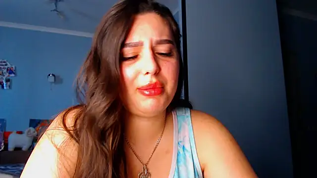 NikiWhite online show from October 4, 2025, 7:17 am