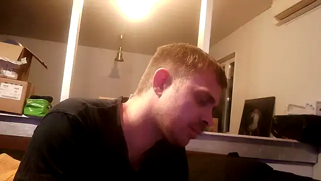 Bikerhot883hd online show from October 1, 2025, 8:15 pm