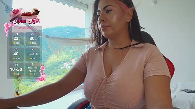 samanthahut1 online show from April 1, 2026, 6:27 pm