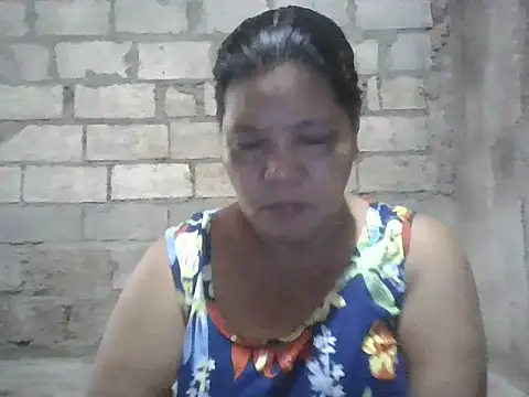 Snapshot of xxbernxxx chatting on October 13, 2025, 12:10 am xxbernxxx online show from October 13, 2025, 12:10 am