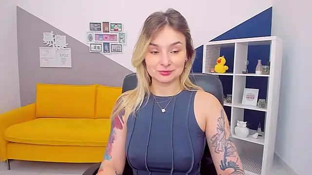 LilFleurish online show from March 10, 2026, 5:34 am