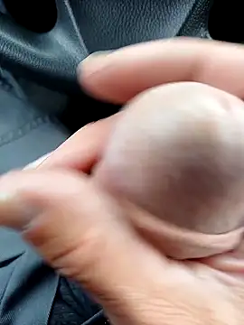 Micki2 online show from September 30, 2025, 1:05 pm