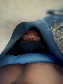 Snapshot of soni_yhakur chatting on October 5, 2025, 6:17 pm soni yhakur online show from October 5, 2025, 6:17 pm