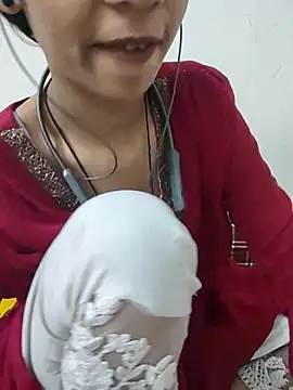 Anjana Lovely online show from October 18, 2025, 7:31 am