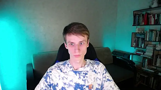 yes cute boy  online show from February 17, 2026, 6:14 pm