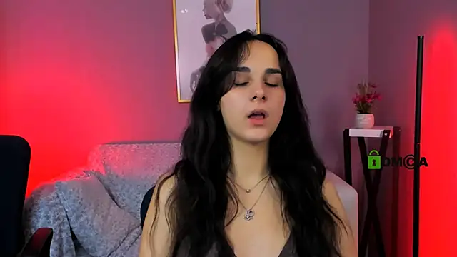 Snapshot of riley_sanders chatting on November 16, 2025, 11:43 pm riley sanders online show from November 16, 2025, 11:43 pm