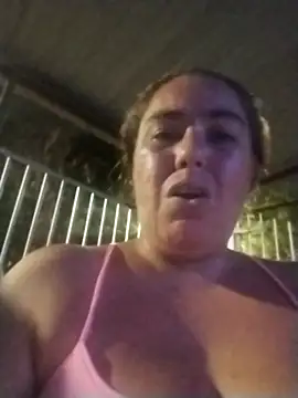 yyuly online show from November 30, 2025, 1:53 am