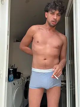 Gipsyboysteve online show from May 19, 2026, 6:31 am