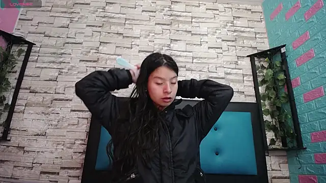 maily can online show from September 18, 2025, 12:18 pm