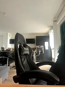 Snapshot of HATSUNE__ chatting on September 10, 2025, 11:10 am HATSUNE online show from September 10, 2025, 11:10 am