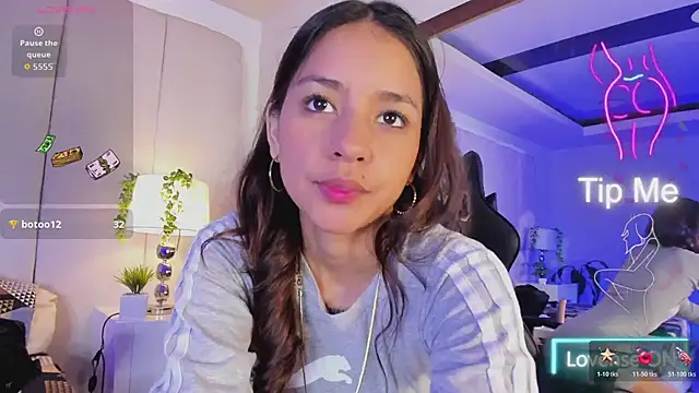 mia rousse25 online show from March 17, 2026, 4:10 pm