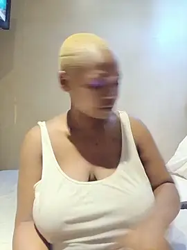 Snapshot of missboobiesSA chatting on May 28, 2026, 5:21 pm missboobiesSA online show from May 28, 2026, 5:21 pm