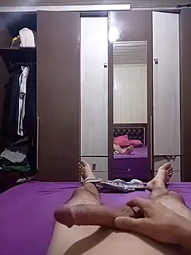 Gustavo198045 online show from March 16, 2026, 4:07 am