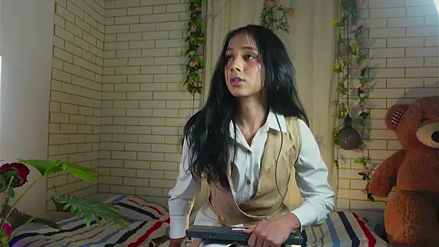 Snapshot of ashley_winhouse chatting on October 6, 2025, 6:55 am ashley winhouse online show from October 6, 2025, 6:55 am