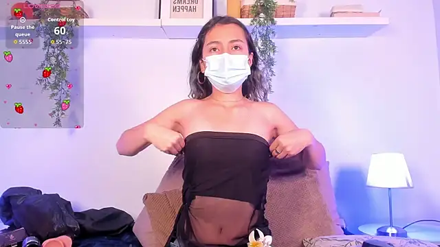 Vampgyal online show from November 13, 2025, 8:41 pm